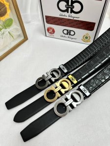 品名：菲拉格幕 原单 材质：原单牛皮腰带 百分百头层牛皮腰带保证真皮，24K纯钢扣，专柜原单品质、做工精细，时尚大牌，送人自用首选 包装： 请认准如图专柜包装赠