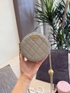 Chanel小金球圆饼11Cm配盒子