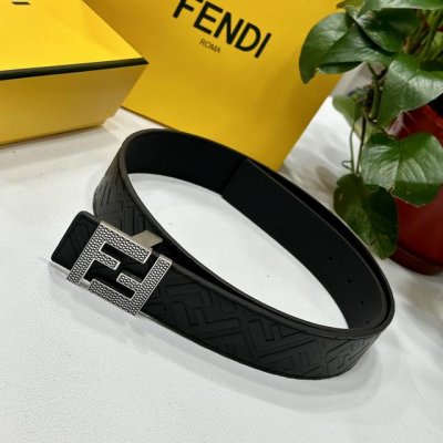 Fendl 芬迪 宽40Mm双面原版小牛皮 搭配单钌钯电镀扣 完美的手感.油边 出众的设计.风格 高贵奢华 时尚大方 高清实拍 货真价实 品质保证 双面用