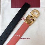 Ferragamo 25Mm金属Gancio双扣，女士双面牛皮，质感十足 独特复古风格 时髦中带着随性和酷感 .支持芯片扫码