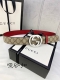 特 宽度4.0Cm Gucci 双面腰带，一侧为Gg Supreme帆布，反面一侧为枣红色头层小牛皮。配以互扣式双G带扣。