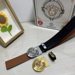 品名：Versace.范思哲 材质：原单牛皮腰带 百分百头层牛皮腰带保证真皮，24K纯钢扣，专柜原单品质、做工精细，时尚大牌，送人自用首选 包装