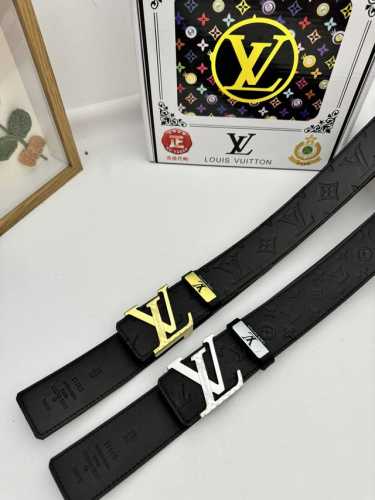 品名：Lv..路易..威登原单 材质：原单牛皮腰带 百分百头层牛皮腰带保证真皮，24K纯钢扣，专柜原单品质、做工精细，时尚大牌，送人自用首选 包装： 请认准如图