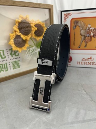 品名：爱马仕.HermèS 原单 材质：原单牛皮腰带 百分百头层牛皮腰带保证真皮，24K纯钢扣，专柜原单品质、做工精细，时尚大牌，送人自用首选 包装： 请认准如