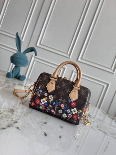 独家背景 动态芯片 顶级原单 M14175 本款 Speedy BandoulièRe 20 手袋融合 Monogram 帆布和牛皮革饰边，再借路易威登 X 村