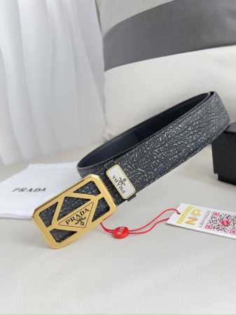 品名：普拉达.Prada 原单腰带 皮带 型号：挂扣，经典纯钢材质挂扣，头层牛皮，图片实物拍摄 材料：百分百头层牛皮，保证真皮。24K纯钢扣双面可用专柜同等质量 - 点击图像关闭