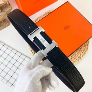 爱马仕 特种皮腰带系列 ，原厂五金精品不锈钢扣 手感柔软舒适 宽3.8Cm。