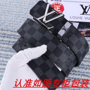 品名：Lv..路易..威登原单 材料：百分百头层牛皮，保证真皮。24K纯钢扣双面可用专柜同等质量， 送人自用首选 包装： 请认准如图专柜包装，赠送打孔器，银联发