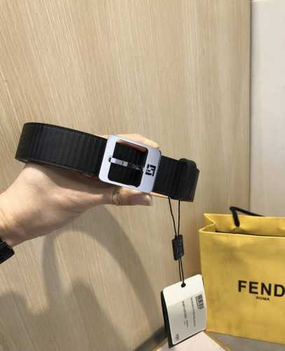 F家 新版本 特批P180 宽35Mm F标志造型皮带，支持Nfc针扣式钢环带扣，进口亮光小牛皮搭配树膏制成，镀金表面金属制品，原版细节走线，品质保证，细节，非