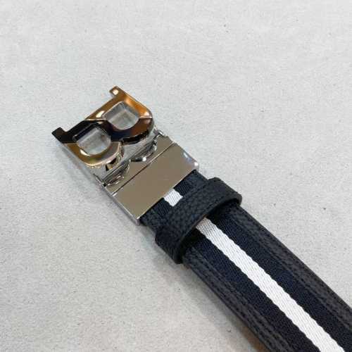 专柜ＢＡ、ＬＬＹ 拼色款全皮手工拼接 双面两用 尺寸3.4Cm