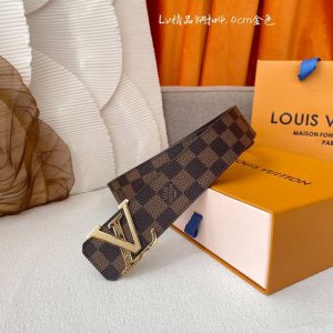 驴、牌 顶级品质，经典印花面配原版平纹皮，搭配精品扣，高端奢华，宽度4.0Cm 顶级