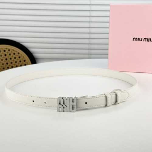 Miumiu小腰带、2Cm。裙装裤装搭配起来！精致优雅，不撞款！