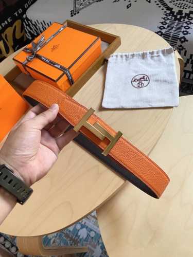特P200 原**单品质 【【 配全套包装】】 爱码仕男士双面使用腰带 宽：3.8Cmh爱码仕 ..简洁大方.. 面原厂头层牛皮；头层小牛皮底，配精品钢扣，永恒