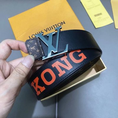 L0Uis Vuitt0N 經典男士原單腰帶 寬度40毫米 進口小牛皮做底絲印品牌Logo 搭配經典老花格面 配已精鋼五金 可雙面佩戴 適合沈穩低調的男士使用