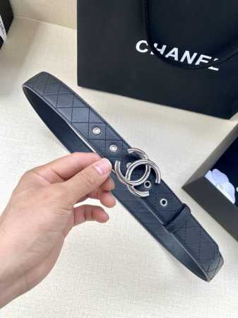 特 宽度3.0Cm Chanel 香奈儿 经典款车线方格两面头层牛皮手工精致 金 银 色磨胶钢扣。 - 点击图像关闭