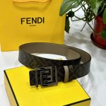 Fendi 芬迪 专柜同款 双环正反用腰带 Ff按钉搭扣 棕色Cuoio Romano皮革材质 反面面料带有烟草黄和黑色Ff图案 黑色珐琅金属饰面 时尚经典 百