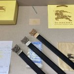 品牌：巴宝莉Burberry 等级：一整张牛皮切割，头层原皮、新款开模。带宽3.5厘米.油边精致 ，实物拍摄无修饰 上身效果超好、.配专柜全套包装.送礼自带首选