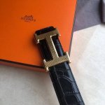 Her～Mes精钢H花纹金属扣&进口牛皮压制鳄鱼纹38Mm。
