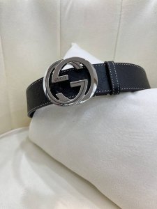 古驰进口原单头层牛皮 搭配精品扣,原产皮料定制，专柜宽度4.0Cm
