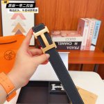 1带1扣 1带2扣 爱马H家 双扣版 1带2扣 正版开模 此款腰带双面采用原厂牛皮带身，精密电镀标志性五金搭扣 对版专柜。3.8Cm 如需木盒40