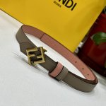 图片包装 Fendl 芬迪 宽20Mm，原单进口小牛皮，搭配原单钌钯电镀F扣，手感.油边近乎完美，原产皮料定制，质感无可挑剔，出众的细节，高清实拍，货真价实，品