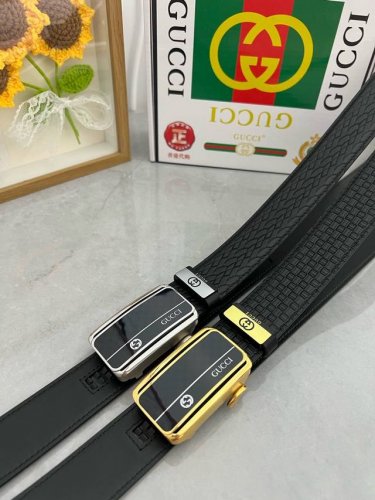 品名：古奇.Gu...Ci 自动带 材质：原单牛皮腰带 专柜原单品质、做工精细，时尚大牌，送人自用首选 包装： 请认准如图专柜包装赠送打孔器手提袋专柜礼盒宽度3