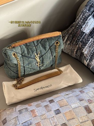 无盒 Size：29*20Cm 小 Ysl 云朵包包 Loulou 牛仔也太好看啦！ 可以安排啦！