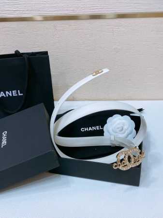 Chanel 24C 进口胎牛皮 软硬适中的小牛皮 Cc Logo黄铜搭扣 一年四季最不可缺少的搭配神器 穿裙子西装搭它简直不要太高级 2.0Cm精品 码数75 - 点击图像关闭