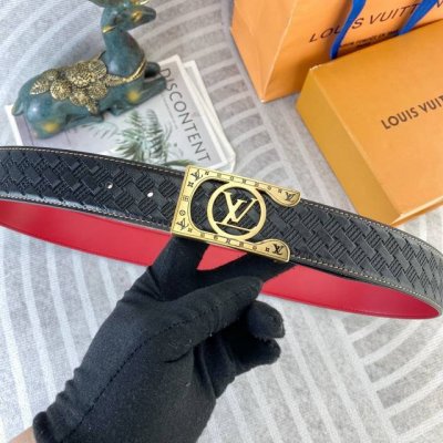 Lv 特种皮腰带系列 ，原厂五金精品不锈钢扣，手感柔软舒适 宽3.8Cm。