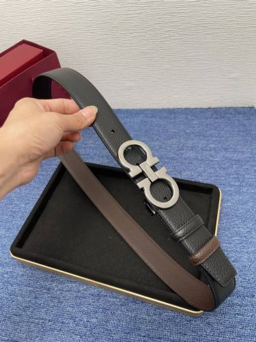 550120品牌： 菲拉格慕 ：原单面头层牛皮荔枝纹带身，双面可用，搭配原单扣，长短可自行裁剪，原产皮料定制，专柜宽度3.5，高端大气，欢迎选购！