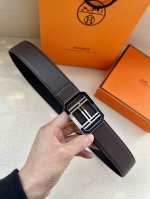 特 HermèS 爱马仕皮带 原单品质 进口头层牛皮 手掌纹搭配黑色平纹底 38Mm宽 搭配官网经典了珐琅扣 银扣