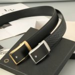 特 万宝龙 头层自动牛皮 宽3.5Cm 官网同步，不锈钢金属标识，适合商务低调人士！自动扣款式