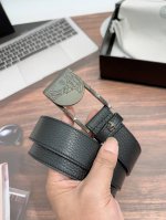 特 范思哲专柜同步原单品质进口小牛皮革！宽度：3.5Cm。9173116