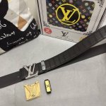 品名：Lv..路易..威登原单 材质：原单牛皮腰带 百分百头层牛皮腰带保证真皮，24K纯钢扣，专柜原单品质、做工精细，时尚大牌，送人自用首选 包装： 请认准如图