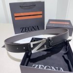 Zegna 杰尼亚 Z字扣皮带，双面牛皮平纹质感拉满，金属扣饰简约大气，商务休闲双场景适配，低调奢华的男士穿搭利器细节见品味，双面可用设计解锁更多搭配可能，精英