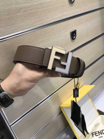 配送专柜包装 打孔针 特批p 新款 Fd 宽38Mm 支持nfc 芯片扫描，标志造型宽皮带，原版立体双层间 沙黑色铆钉扣，进口原版荔枝纹配制小牛皮制成，镀金表面 - 点击图像关闭