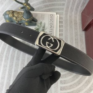 Lv 特种皮腰带系列 ，原厂五金精品不锈钢扣，手感柔软舒适 宽3.8Cm。