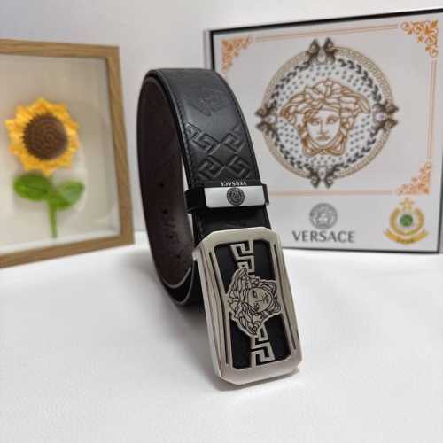 品名：Versace.范思哲 材质：原单牛皮腰带 百分百头层牛皮腰带保证真皮，24K纯钢扣，专柜原单品质、做工精细，时尚大牌，送人自用首选 包装： 请认准如图专