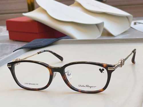 Salvatore Ferragam* 菲拉*格慕 新款眼镜架，Model：Sf2942Lb，Size：52口17-140