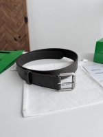 Bv 2026新款Intrecciato Stamp编织腰腰带 原厂牛皮压印Intrecciato编织图案 搭配微复古银色编织纹滚筒针扣 宽度3.5厘米 颜色: