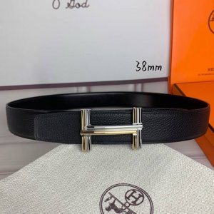 HermèS爱马仕 双头八字款 双面原版 原单品质 进口头层牛皮 黑色荔枝纹本色线搭配黑色平纹 寸半38Mm 配官网双H亮面金银间色 亮枪扣