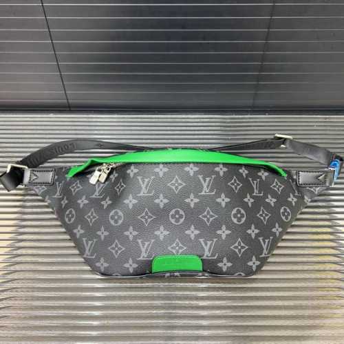 Louisvuitton 路易威登 Lv Discovery 腰包 斜挎胸包 实物拍摄 原厂原版面料 配送小票 防尘布袋 礼盒 45 X 20 Cm。
