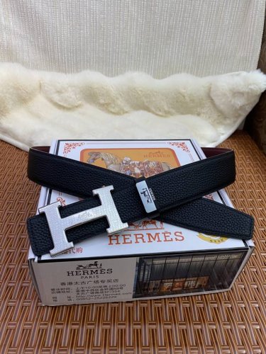品名：爱马仕.Hermès 原单 材质：原单牛皮腰带 百分百头层牛皮腰带保证真皮，24K纯钢扣，专柜原单品质、做工精细，时尚大牌，送人自用首选包装： 请认准如图