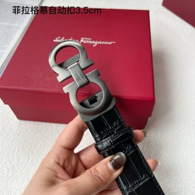 特 品牌： 菲拉格慕 新款进口小牛皮，手感细腻柔软。搭配纯钢自动精品钢扣，男士必备！宽度：3.5Cm