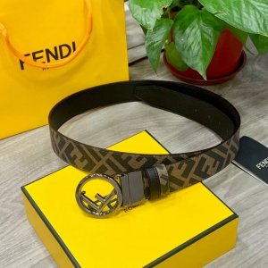 Fendi /芬迪 宽35Mm 原单进口双面头层小牛皮，搭配原版纯铜尾夹扣，手感.油边近乎完美，质感无可挑剔，出众的细节，高清实拍，货真价实，品质保证.双面用。