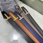 特 汤姆福特最新网红爆款双面头层牛皮配原装盒专柜同步3.8宽新款上市了，原版牛皮，搭配钢扣，优雅，大方用的方便。谢谢你转载。