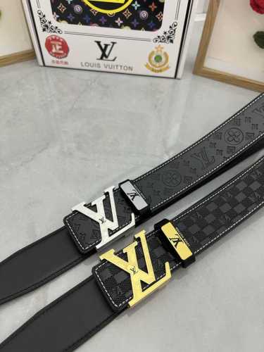 品名 Lv..路易..威登原单 材质 原单牛皮腰带 百分百头层牛皮腰带保证真皮 24K纯钢扣 专柜原单品质 做工精细 时尚大牌 送人自用首选 包装 请认准如图专