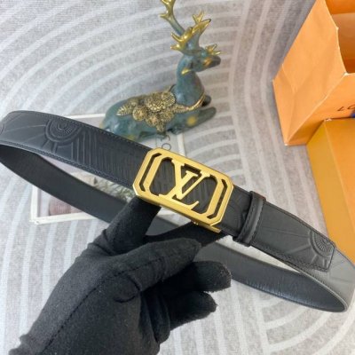 Lv 特种皮腰带自动带系列 ，原厂五金精品不锈钢扣，手感柔软舒适 宽3.5Cm。