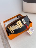 品名：爱马仕.Her..Mes自动扣皮带 腰带 型号：自动扣，纯钢材质经典自动扣，头层牛皮自动带身 腰带：百分百头层牛皮，自动带身，保证真皮。24K纯钢扣永不掉
