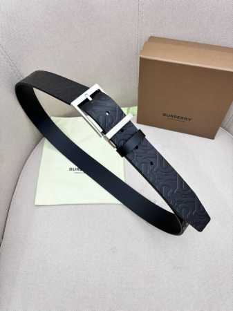 Burberry-巴宝莉！男士专柜对版金属扣，头层牛皮双面外用腰带，商务通勤休闲场合均适合佩戴3.5Cm - 点击图像关闭